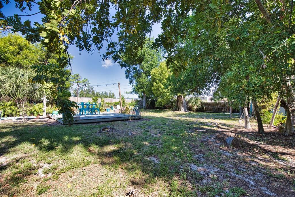 For Rent: $3,500 (3 beds, 2 baths, 1421 Square Feet)
