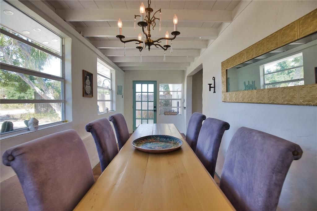 For Rent: $3,500 (3 beds, 2 baths, 1421 Square Feet)