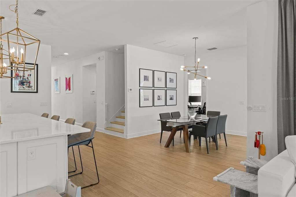 For Sale: $1,625,000 (6 beds, 4 baths, 4191 Square Feet)