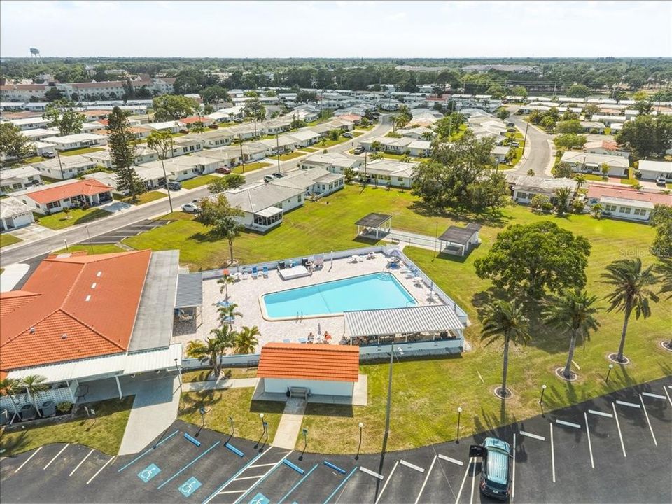 For Sale: $319,900 (2 beds, 2 baths, 1258 Square Feet)