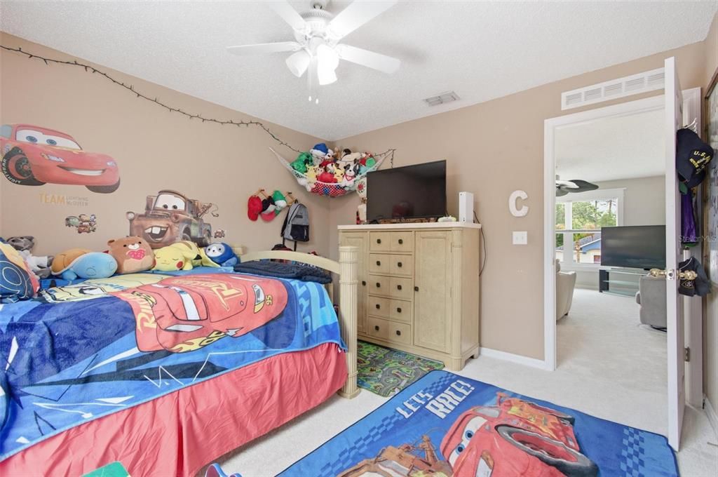 Activo con contrato: $675,000 (6 camas, 3 baños, 2908 Pies cuadrados)