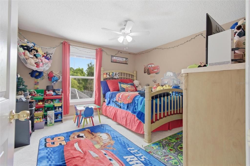 Activo con contrato: $675,000 (6 camas, 3 baños, 2908 Pies cuadrados)