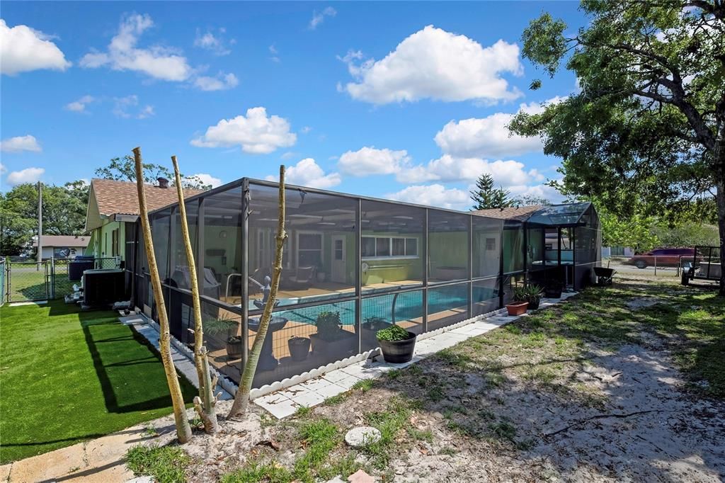 For Sale: $387,000 (3 beds, 3 baths, 1791 Square Feet)