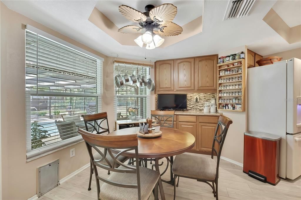 For Sale: $387,000 (3 beds, 3 baths, 1791 Square Feet)