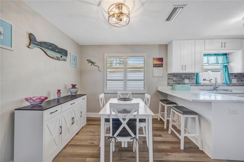 En Venta: $480,000 (3 camas, 2 baños, 1150 Pies cuadrados)