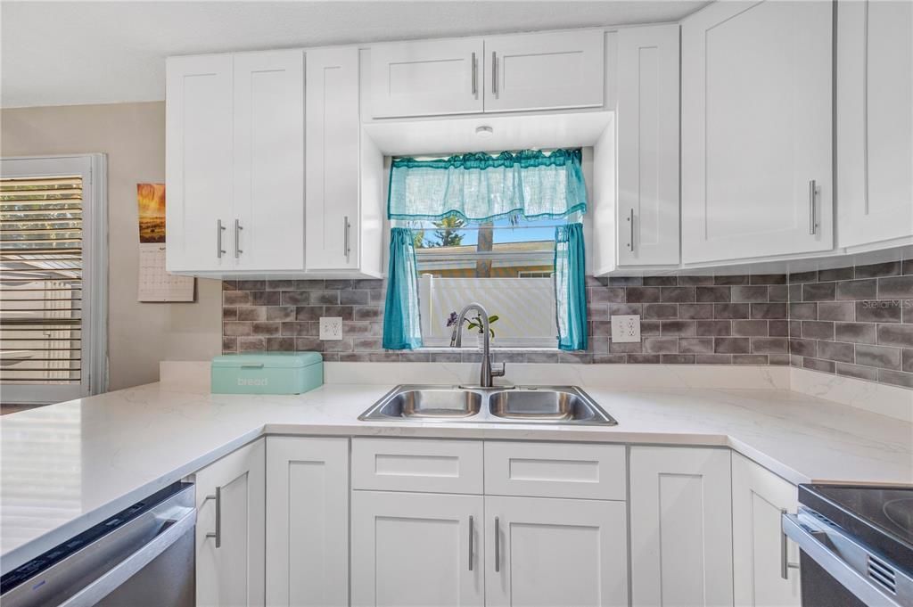 En Venta: $480,000 (3 camas, 2 baños, 1150 Pies cuadrados)