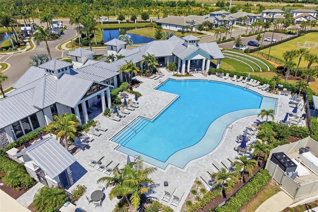 En Venta: $634,900 (4 camas, 3 baños, 2195 Pies cuadrados)