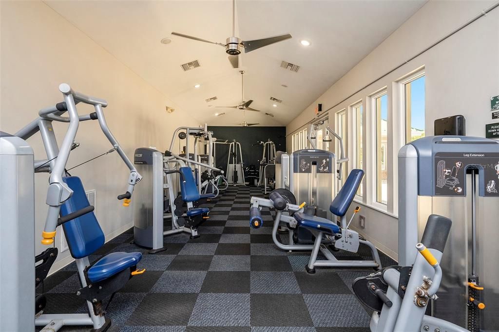 En Venta: $729,000 (4 camas, 3 baños, 2776 Pies cuadrados)