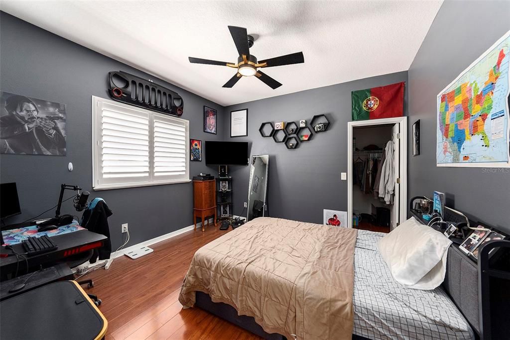 En Venta: $729,000 (4 camas, 3 baños, 2776 Pies cuadrados)