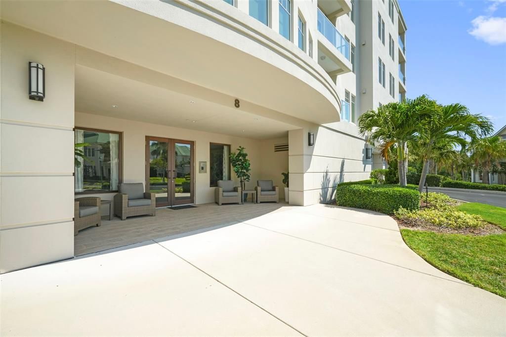 For Sale: $1,625,000 (3 beds, 2 baths, 2195 Square Feet)