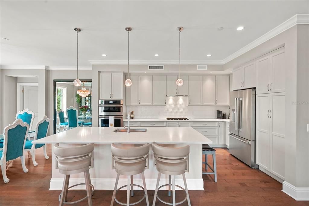 For Sale: $1,625,000 (3 beds, 2 baths, 2195 Square Feet)