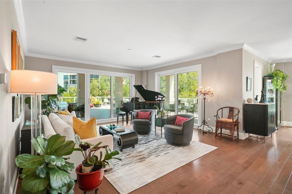 For Sale: $1,625,000 (3 beds, 2 baths, 2195 Square Feet)