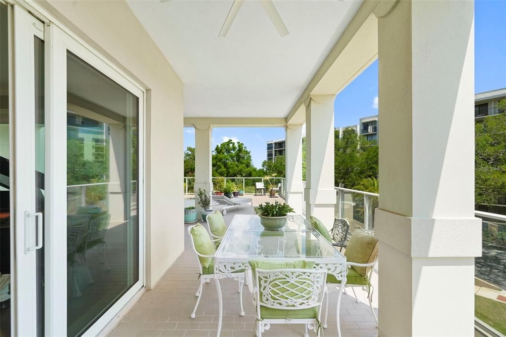 For Sale: $1,625,000 (3 beds, 2 baths, 2195 Square Feet)