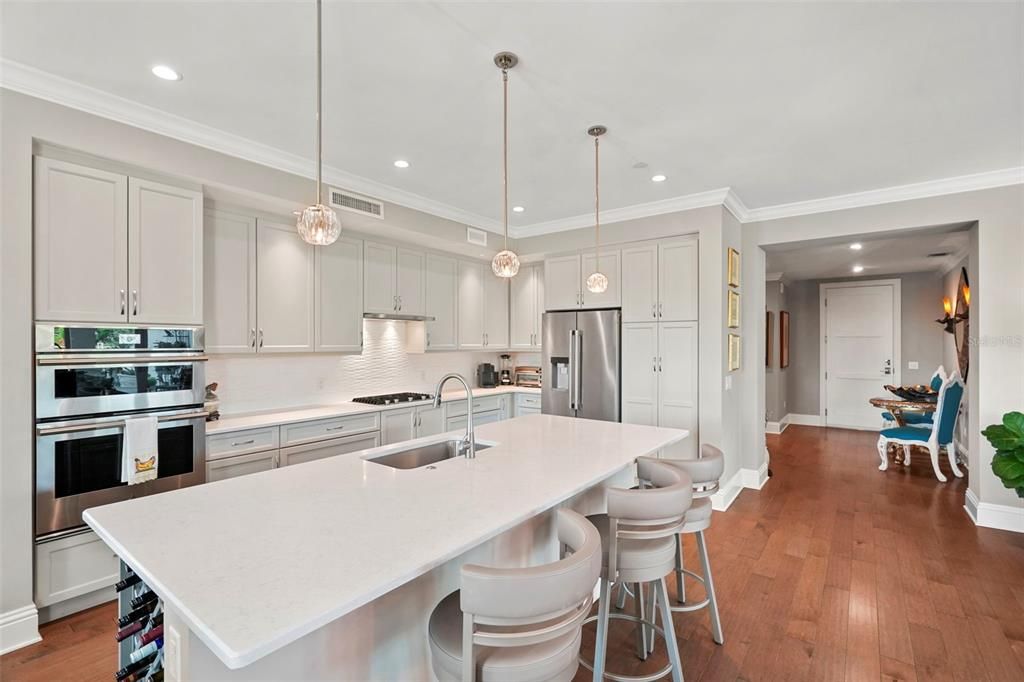 For Sale: $1,625,000 (3 beds, 2 baths, 2195 Square Feet)