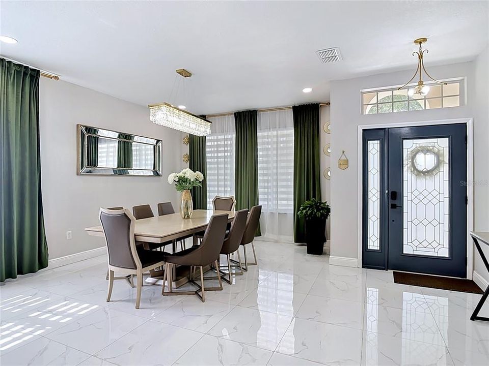 Active With Contract: $414,990 (3 beds, 2 baths, 2202 Square Feet)