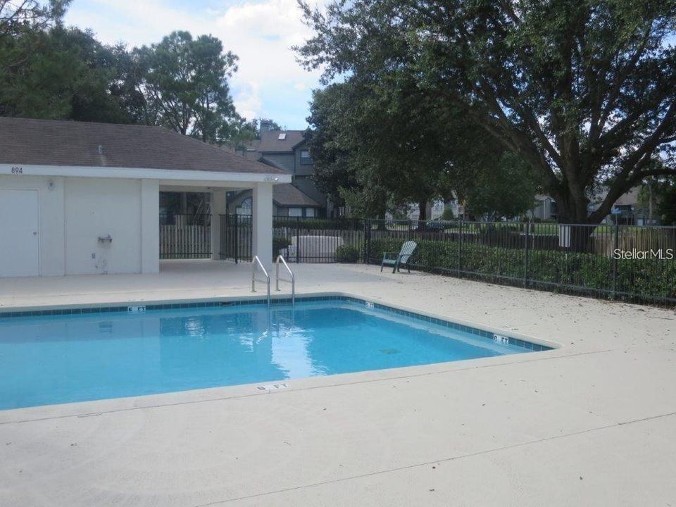 For Rent: $3,070 (4 beds, 2 baths, 2142 Square Feet)