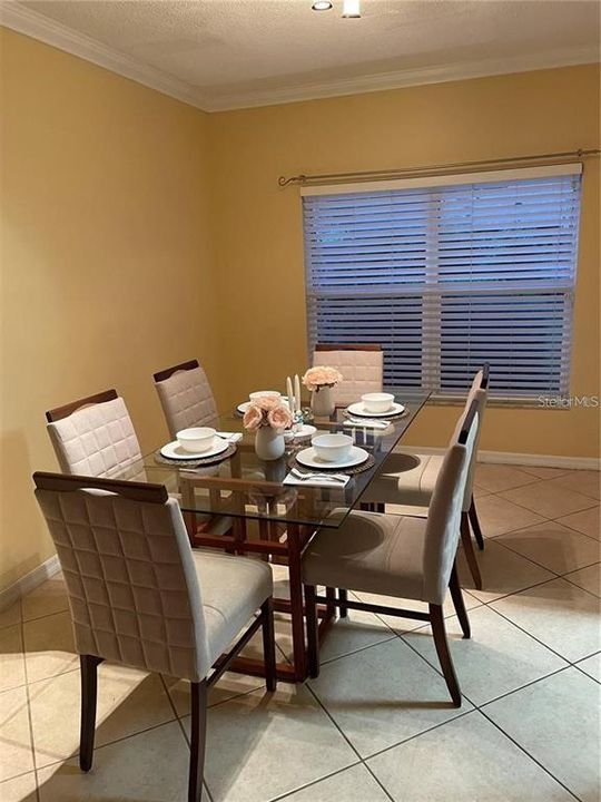 For Rent: $3,070 (4 beds, 2 baths, 2142 Square Feet)