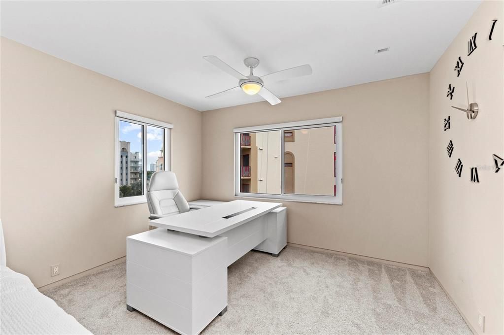 В аренду: $12,500 (2 спален, 2 ванн, 1612 Квадратных фут)