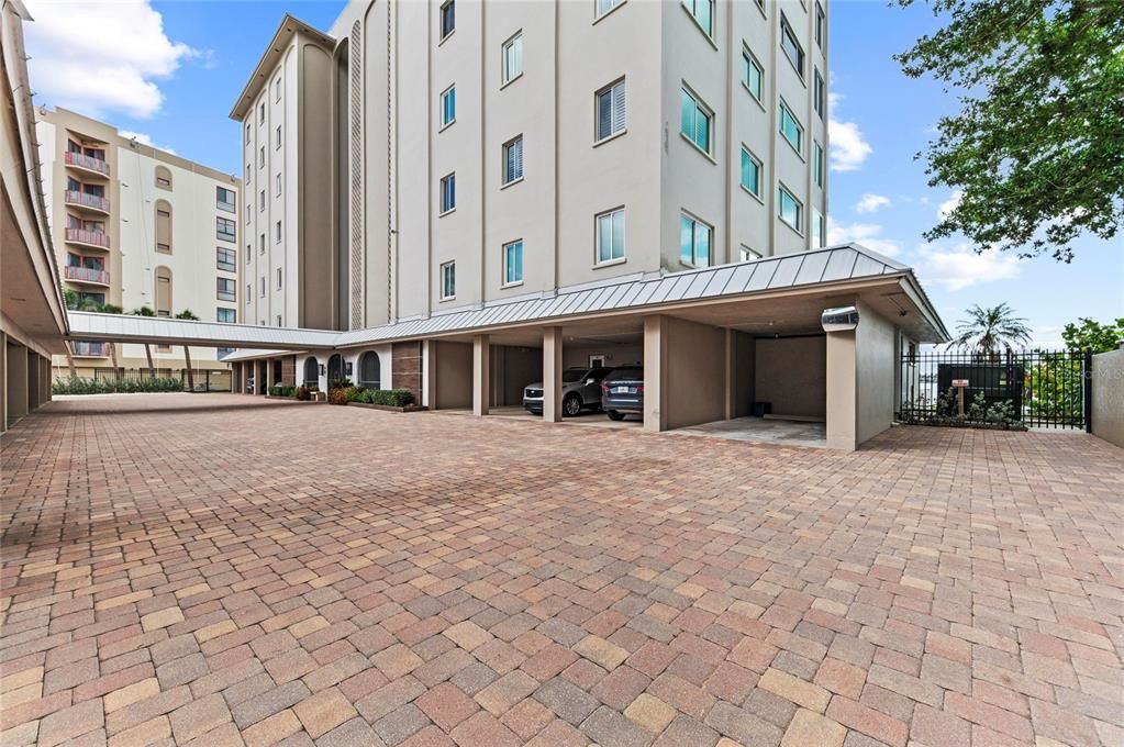 В аренду: $12,500 (2 спален, 2 ванн, 1612 Квадратных фут)