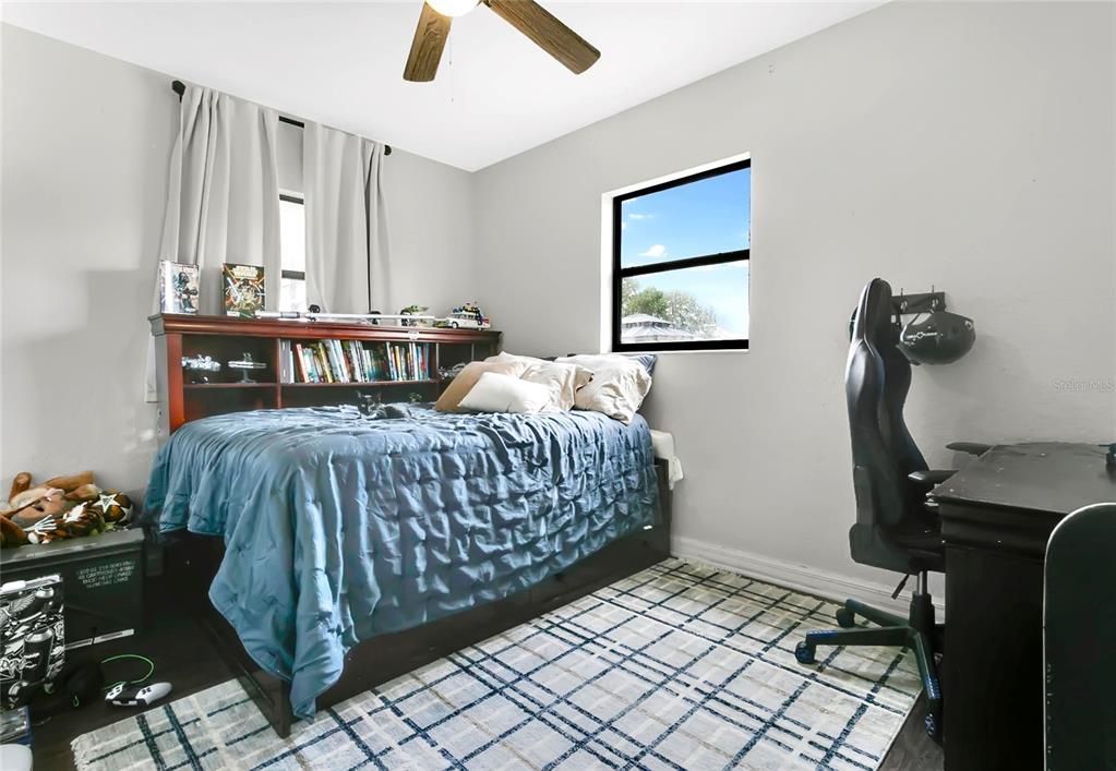 Active With Contract: $315,000 (3 beds, 1 baths, 1165 Square Feet)