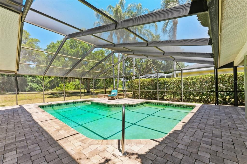 Activo con contrato: $739,900 (5 camas, 3 baños, 2660 Pies cuadrados)