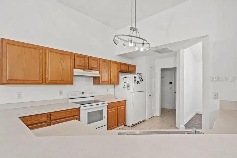 For Sale: $499,000 (3 beds, 2 baths, 2100 Square Feet)