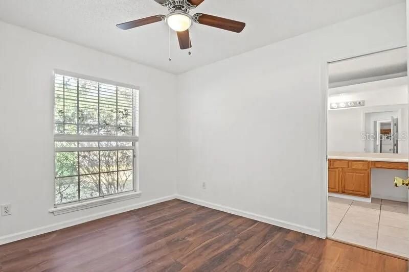 For Sale: $499,000 (3 beds, 2 baths, 2100 Square Feet)