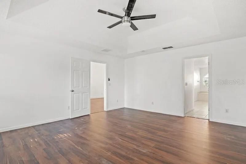 For Sale: $499,000 (3 beds, 2 baths, 2100 Square Feet)
