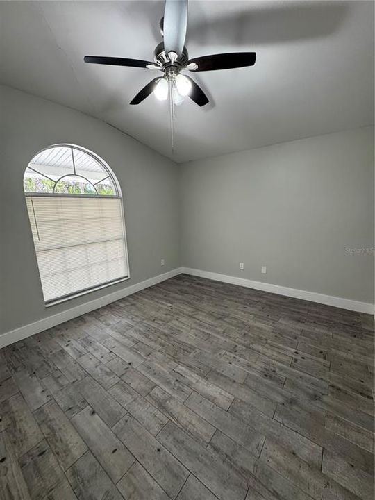 For Rent: $3,100 (3 beds, 2 baths, 1668 Square Feet)