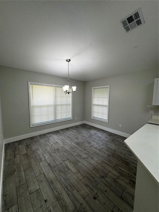 For Rent: $3,100 (3 beds, 2 baths, 1668 Square Feet)