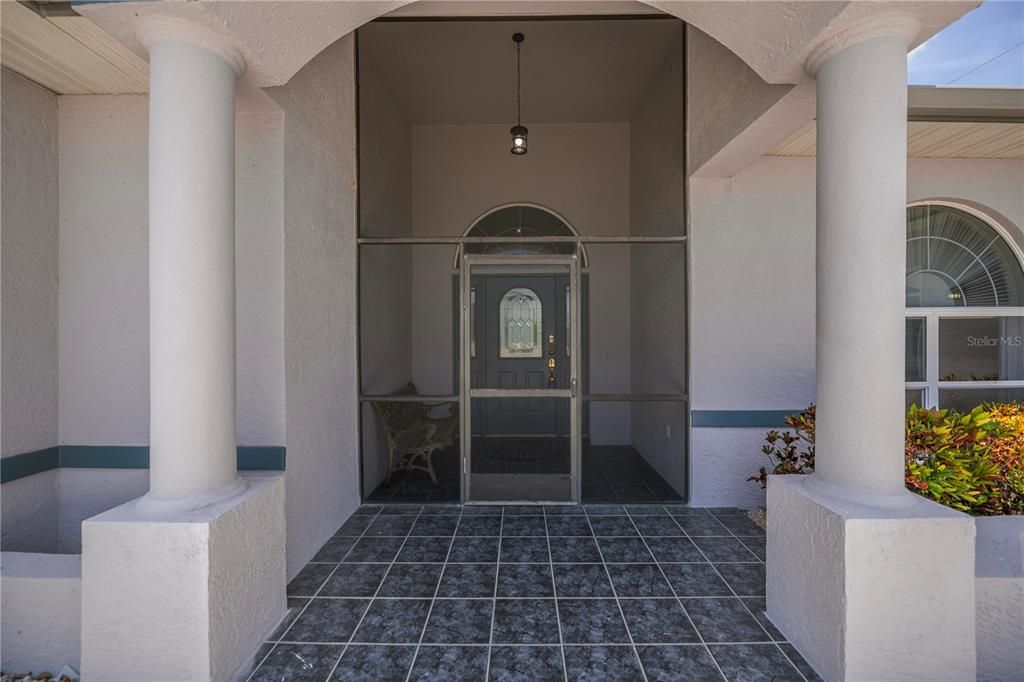 En Venta: $325,000 (3 camas, 2 baños, 2409 Pies cuadrados)