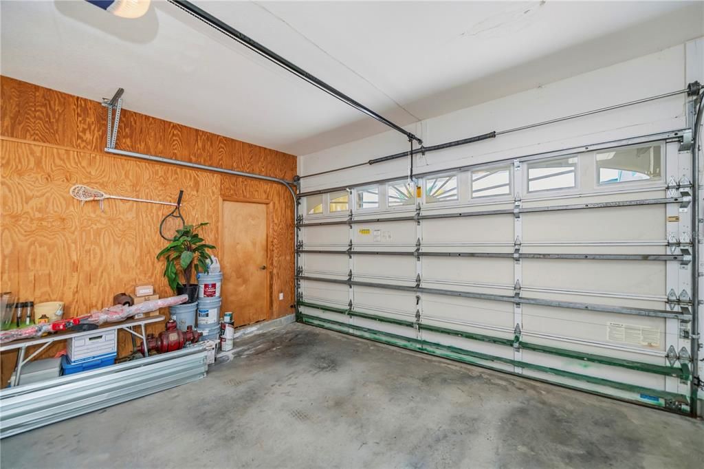 En Venta: $325,000 (3 camas, 2 baños, 2409 Pies cuadrados)