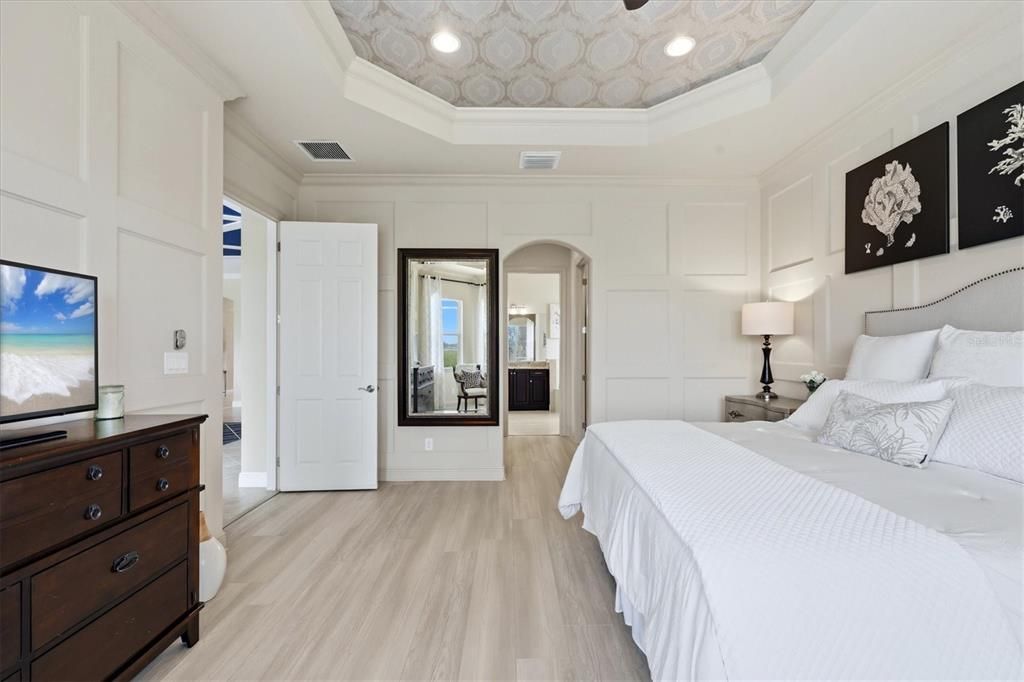 For Sale: $1,095,000 (3 beds, 3 baths, 3565 Square Feet)