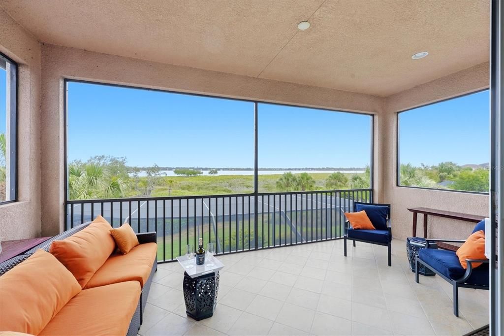 For Sale: $1,095,000 (3 beds, 3 baths, 3565 Square Feet)