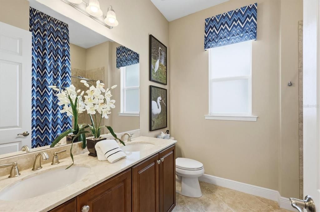 For Sale: $1,095,000 (3 beds, 3 baths, 3565 Square Feet)