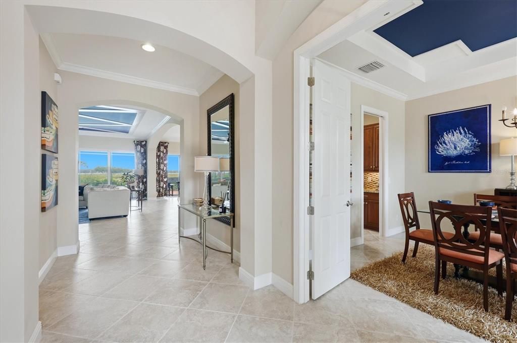 For Sale: $1,095,000 (3 beds, 3 baths, 3565 Square Feet)