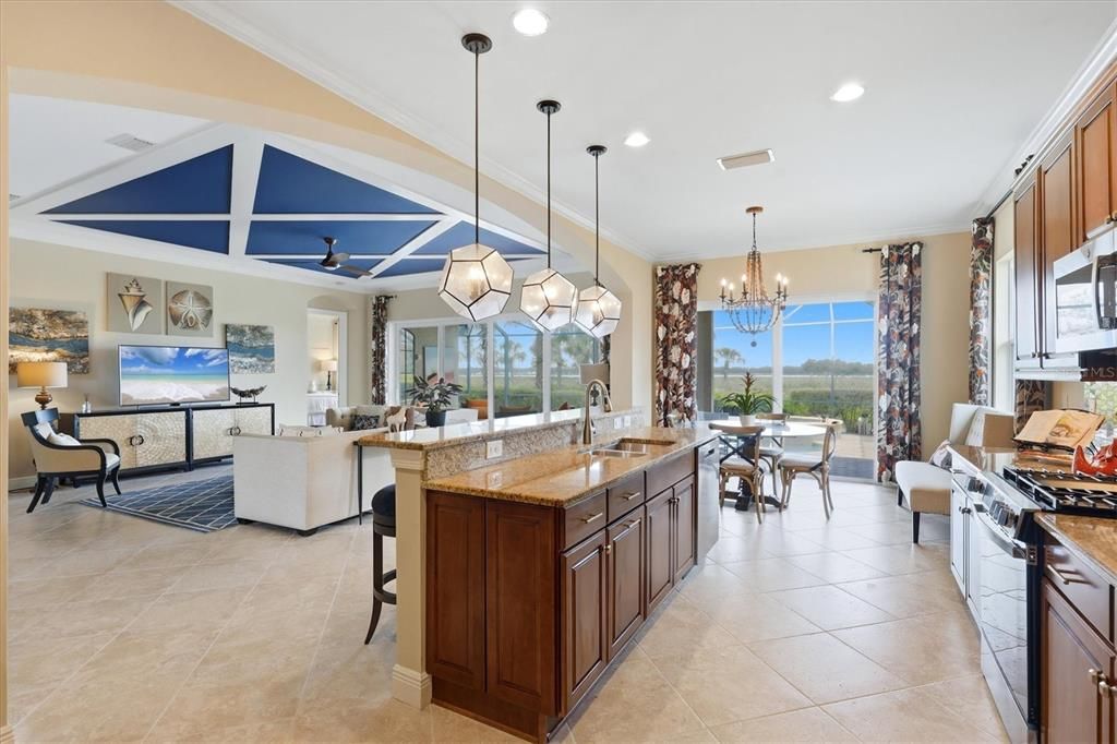 For Sale: $1,095,000 (3 beds, 3 baths, 3565 Square Feet)