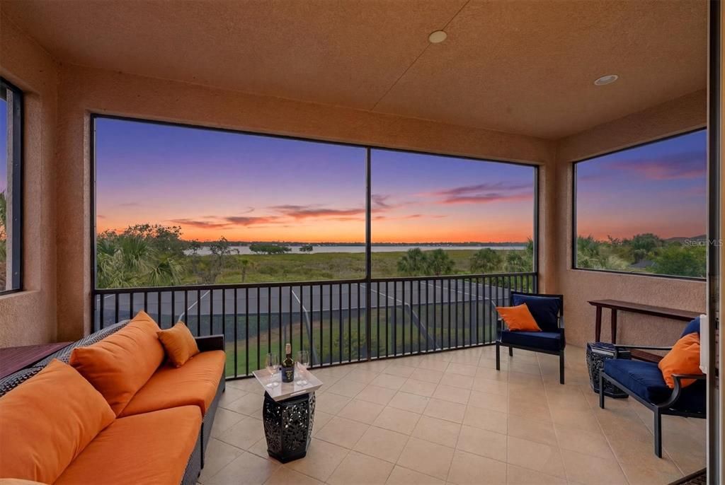 For Sale: $1,095,000 (3 beds, 3 baths, 3565 Square Feet)