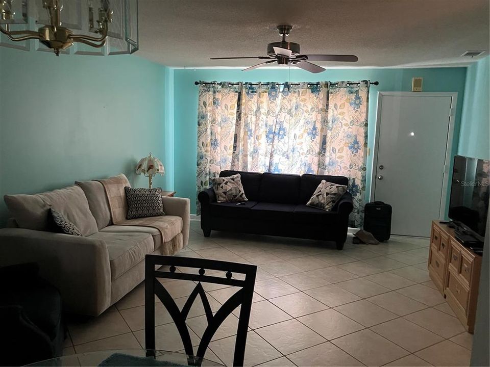 En Venta: $74,000 (2 camas, 1 baños, 1040 Pies cuadrados)