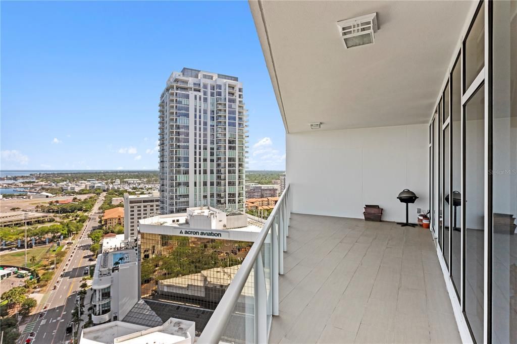 For Sale: $2,500,000 (2 beds, 2 baths, 1996 Square Feet)
