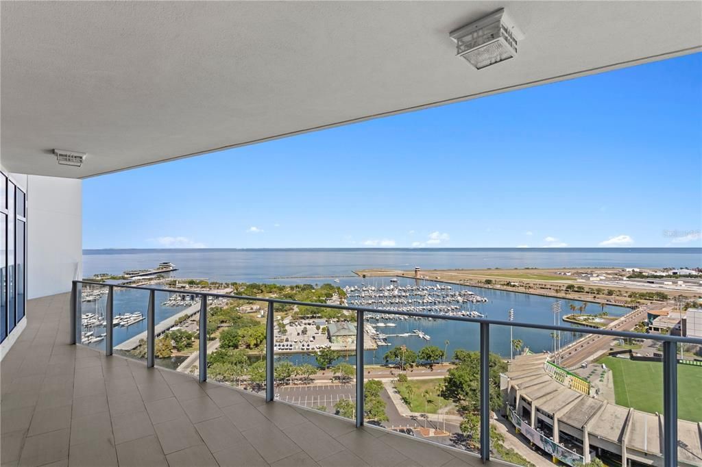 For Sale: $2,500,000 (2 beds, 2 baths, 1996 Square Feet)