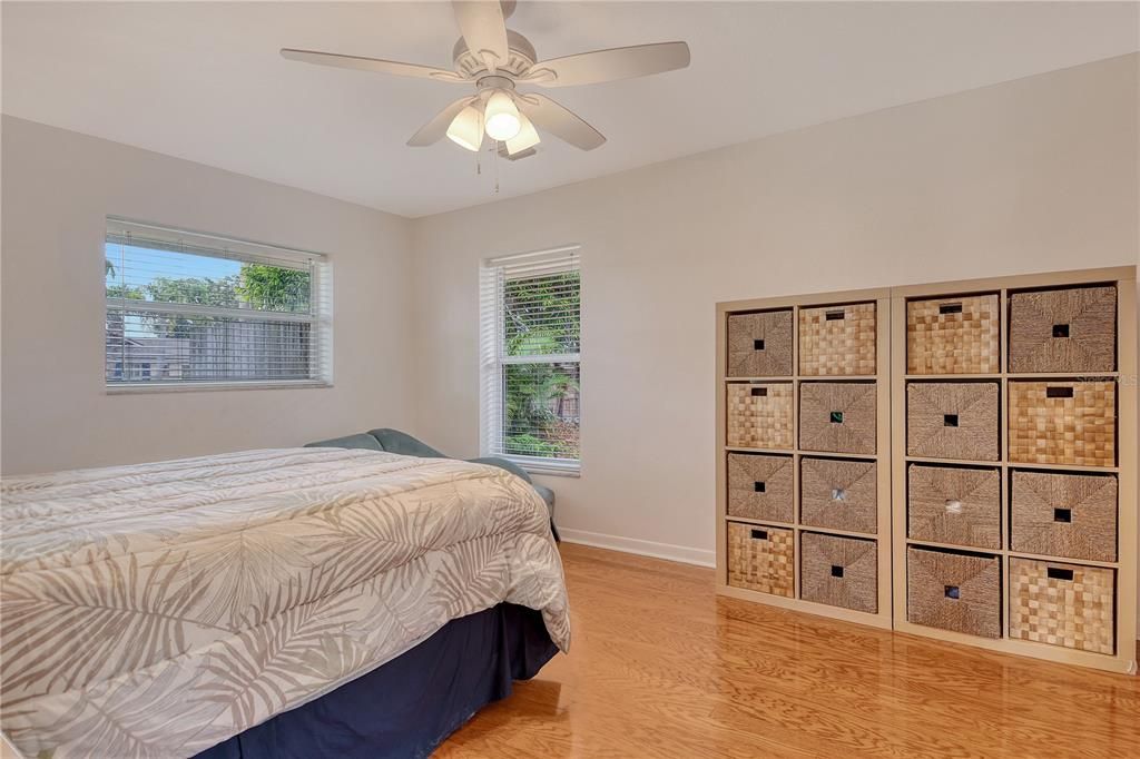 For Sale: $637,400 (4 beds, 2 baths, 2672 Square Feet)