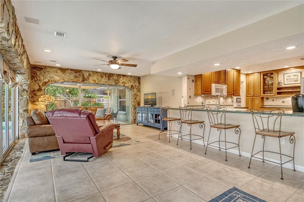 For Sale: $637,400 (4 beds, 2 baths, 2672 Square Feet)