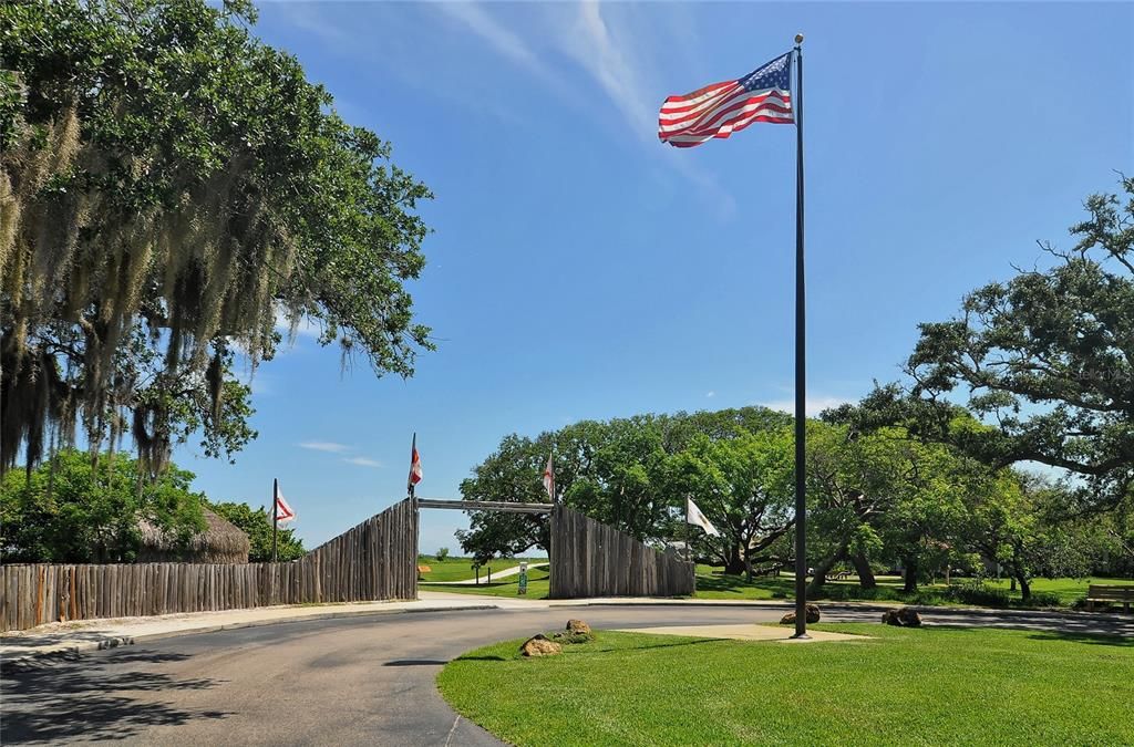 For Sale: $637,400 (4 beds, 2 baths, 2672 Square Feet)