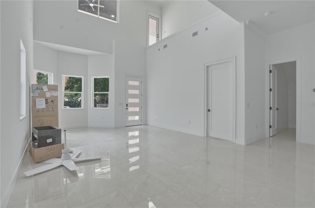 На продажу: $1,999,999 (4 спален, 4 ванн, 3556 Квадратных фут)