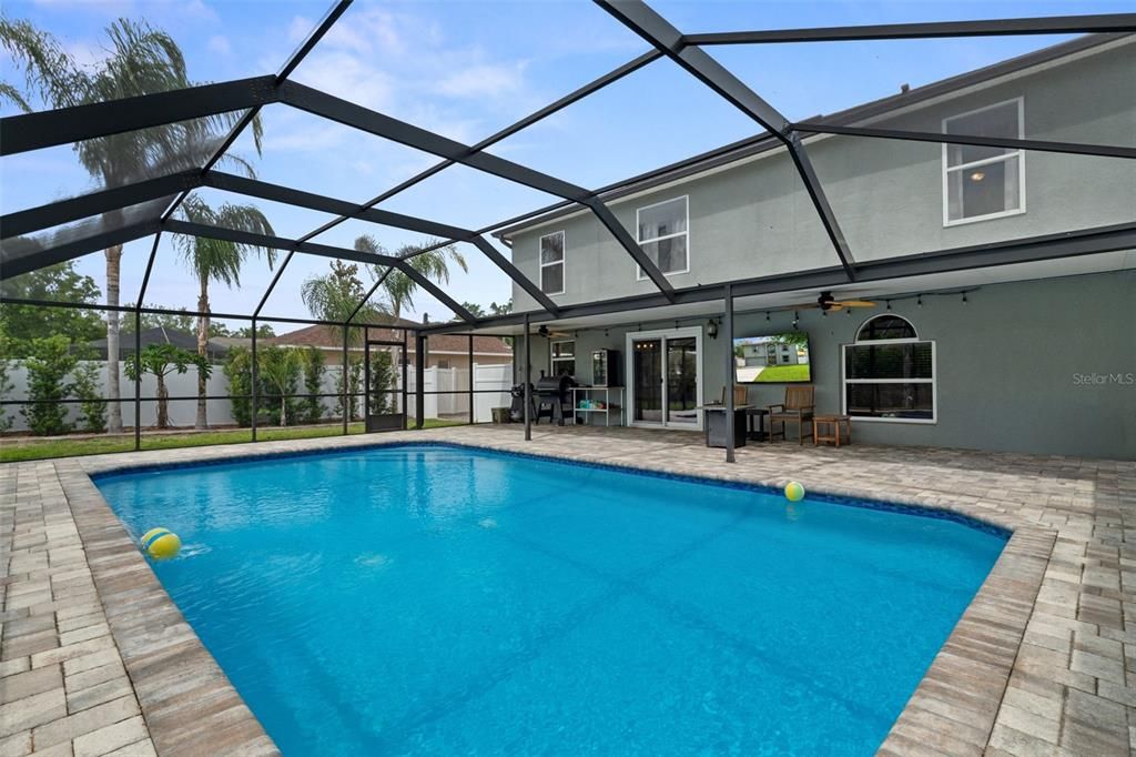 For Sale: $444,900 (4 beds, 3 baths, 3035 Square Feet)