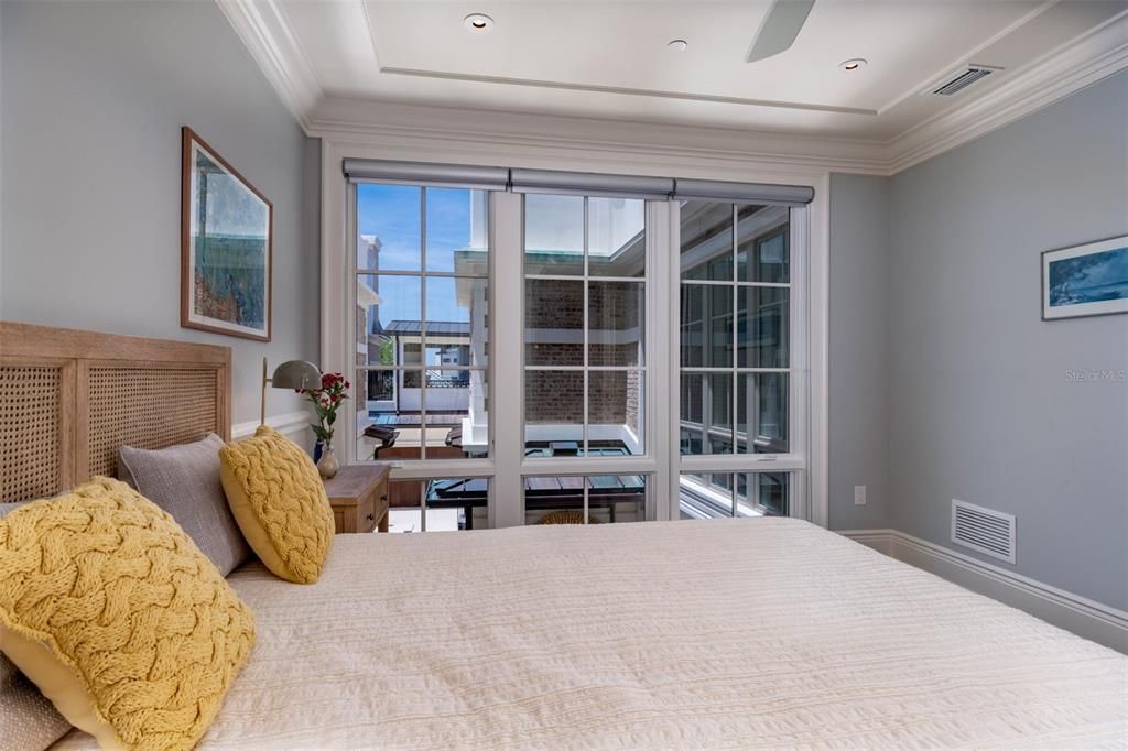 For Sale: $4,295,000 (3 beds, 3 baths, 4231 Square Feet)