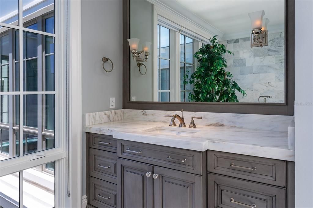 For Sale: $4,295,000 (3 beds, 3 baths, 4231 Square Feet)