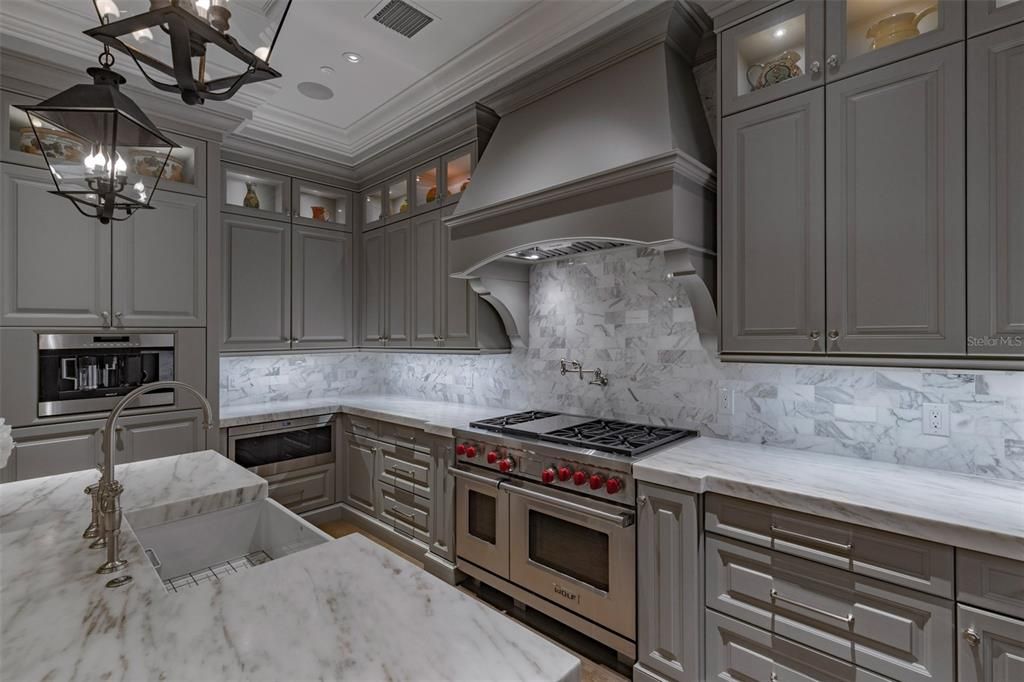 For Sale: $4,295,000 (3 beds, 3 baths, 4231 Square Feet)