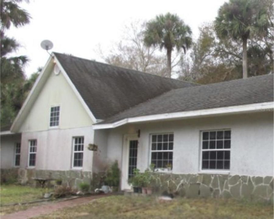 Recently Sold: $650,000 (2 beds, 2 baths, 2475 Square Feet)